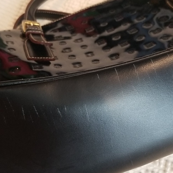 ARCADIA Made in Italy Embossed, Patent Leather Shoulder Bag Purse - Picture 12 of 16